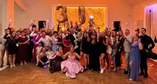 Playboys na 30. urodzinach Kasi. Mąż przygotował niespodziankę, o jakiej goście nie mieli pojęcia