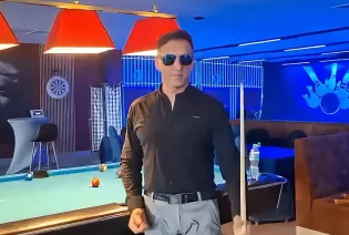 Pod żartem ukrył walkę z alkoholem. Tak brzmi najgłośniejsze disco polo sezonu
