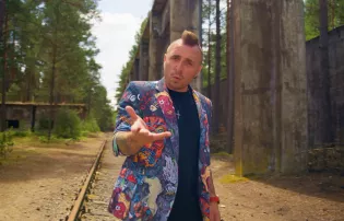 Pół miliona w niecałe trzy tygodnie. Czadoman zrobił z „Wpadam" numer na lata?