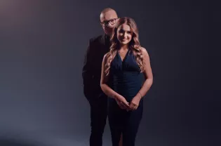 Przyszli rodzice z Disco Star rozkręcili imprezę. Sprawdźcie, co zaśpiewali Alexa & Fonzy!