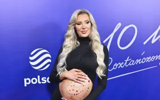 Szok w komentarzach. Kobiety piszą do ciężarnej Maluby, że powinna spłonąć na stosie