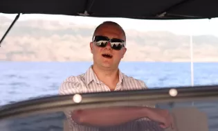 Szymon Jankowski i „Ta jedyna" to hit lata?