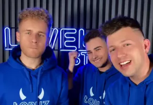 Tak Menelaos bawił publiczność w Biesiadach Kasztelan. Nagranie z występu robi wrażenie