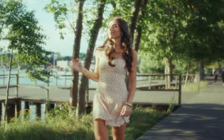 Takiej „Czerwonej sukienki” jeszcze nie było! Skalar US z Chicago wskoczył do czołówki listy przebojów disco polo