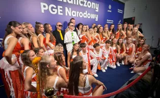 WonerS wyszedł na PGE Narodowy z ponad 40 tancerkami i tancerzami