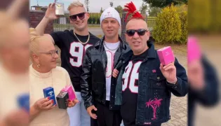 Za pół ceny kupicie perfumy Skolima! Tak Król Latino świętuje swoje 30. urodziny