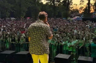 Zenek Martyniuk zagrał w Grajewie na Powitaniu Lata 2026. Zobacz wideo z występu na Podlasiu