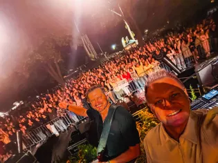 Zespół Classic gwiazdą wieczoru w Płowcach. Tak wyglądał tłum na koncercie disco polo
