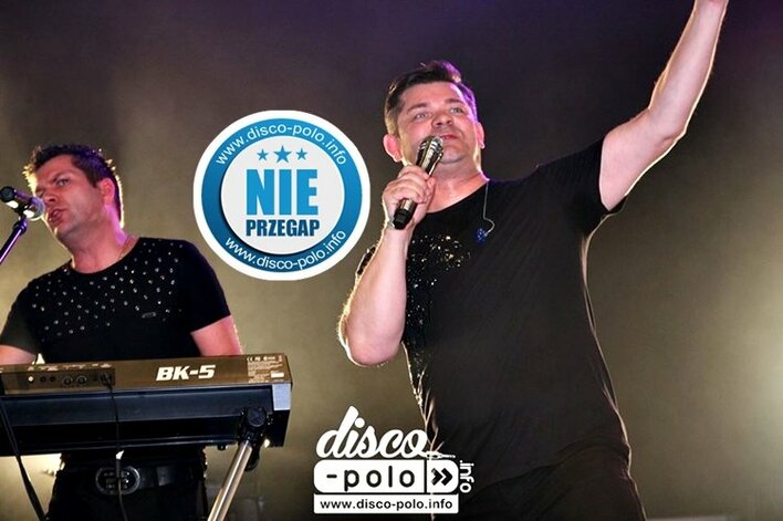 „Królowa nocy” w wykonaniu formacji Akcent „Live” | VIDEO