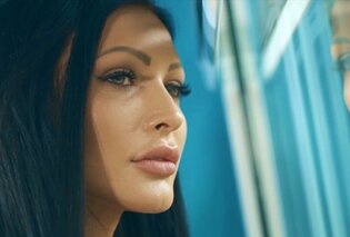 Aksamit - Kochaj ile sił | Premiera teledysku