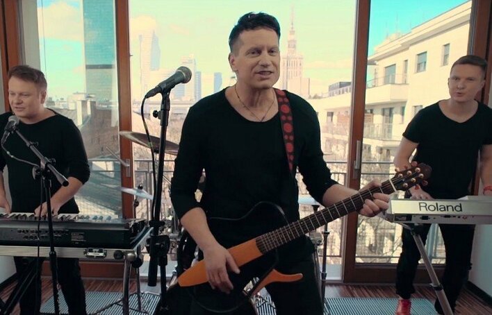 Classic - Miłość gorąca jak ogień | Mega premiera teledysku