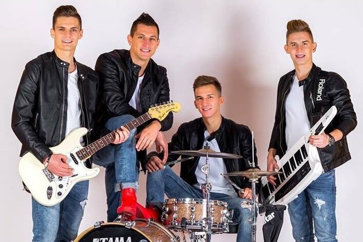 „Zakochaj się” w grupie Eratox. Miłość warta ponad milion!