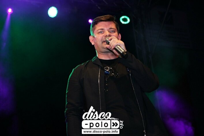 Piłkarze szaleli w rytm przeboju Zenka! | Zobacz VIDEO