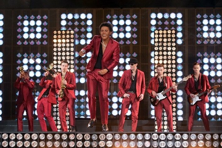 Paweł Jasionowski jako Bruno Mars - Twoja Twarz Brzmi Znajomo | VIDEO