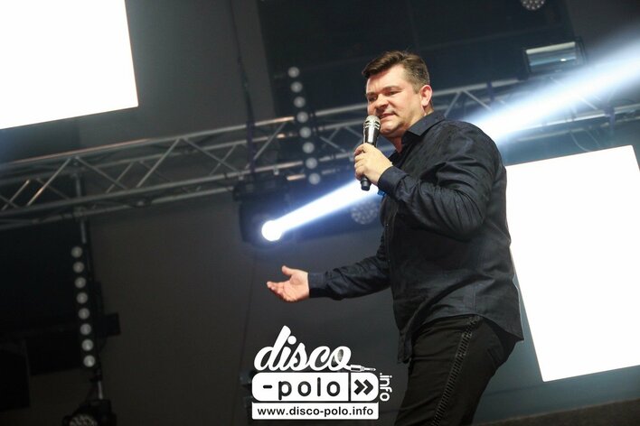 Zenek pomaga w walce! | VIDEO