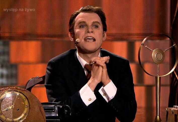 Paweł Jasionowski (Masters) jako Eugeniusz Bodo „Piętro wyżej” | VIDEO