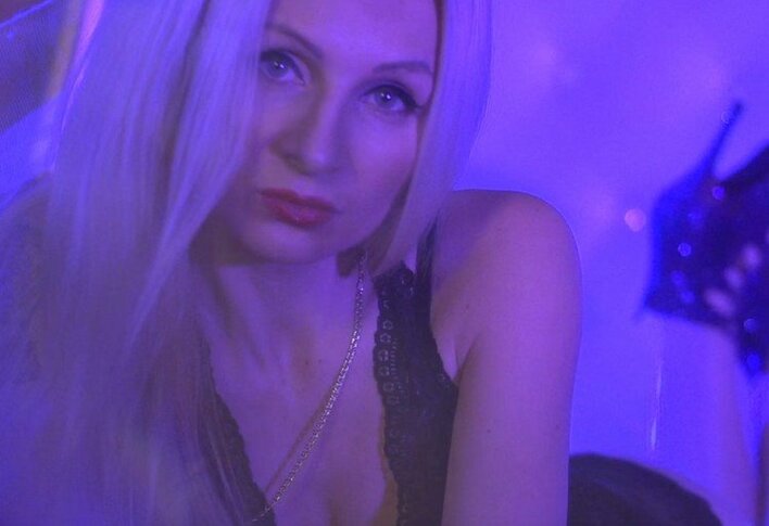 Zobacz trailer: Isabella - Czuję jak falujesz