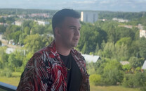 ”A Wieczorem” jakiego nie znasz! Raider prezentuje wakacyjną wersję hitu z rytmami reggae

