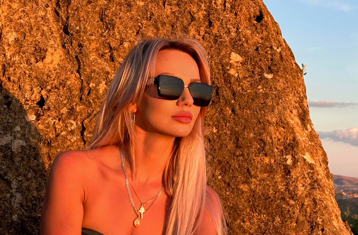 Agnieszka Drewnicka zachwyca kobiecym blaskiem – liderka Exaited olśniewa