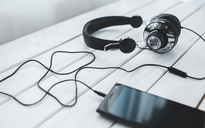 AI przejmuje disco polo? Coraz więcej piosenek powstaje bez udziału artystów! To ogromne zagrożenie?