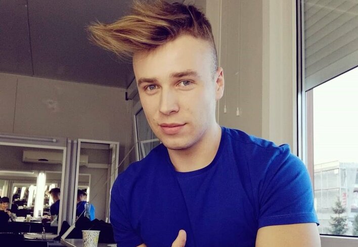 Aktor serialu "Barwy Szczęścia" śpiewa disco polo! Wiemy, ile zagrał koncertów w ubiegłym roku! Będziecie w szoku?