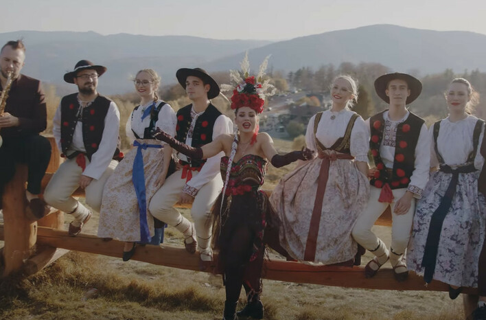 Weź Nie pytaj wydali właśnie nowość „Czerwone róże„! Fani „refren rozbujał„! Ta piosenka podbije Polskę?! 