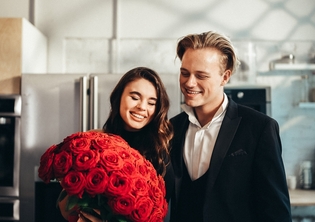 Anastasiia Zakhandrevych debiutuje solowym singlem „Barbie„