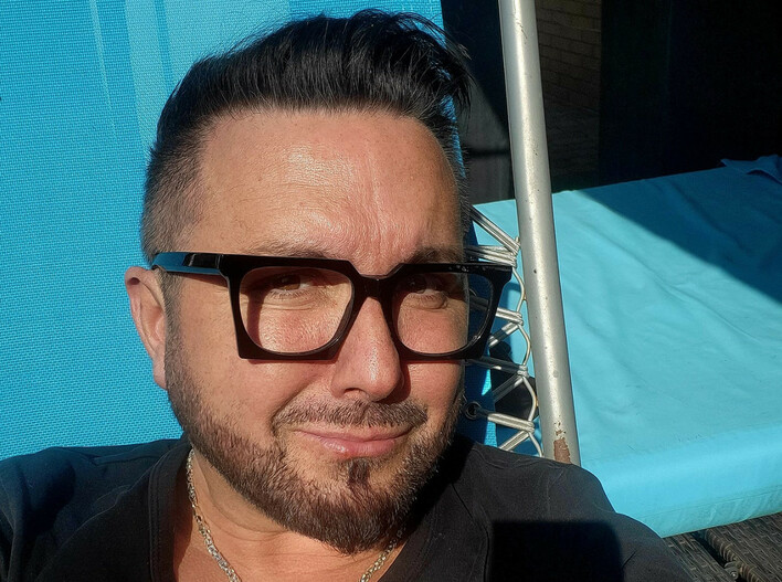 Andre - Andrzej Marcysiak świętuje! Na jego koncie milion! A to wszystko dzięki weselnemu przebojowi