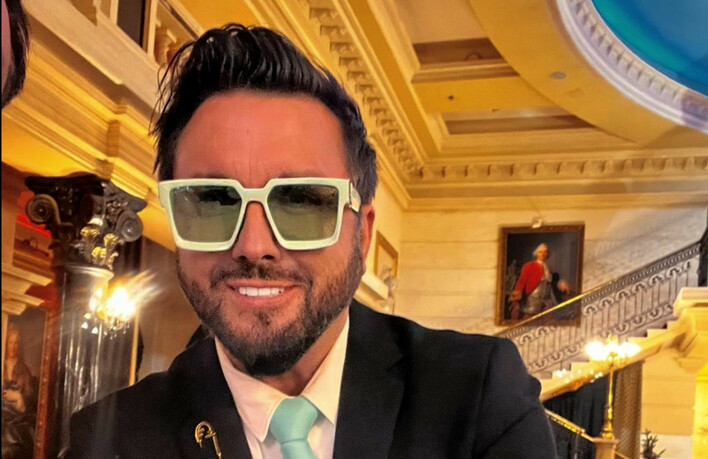 Andre padł ofiarą kradzieży! Gwiazdor disco polo stracił cenne przedmioty
