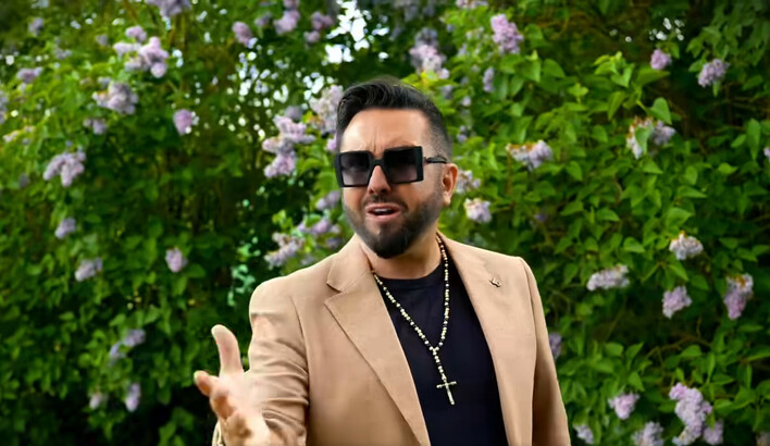 Andre porusza do łez nową piosenką ”Droga Mamo”! Emocjonalna premiera z okazji Dnia Matki

