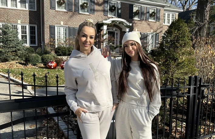 Angelika Żmijewska i Paula Karpowicz-Zimecka zwiedzają USA! Były pod domem z filmu „Kevin sam w domu„!