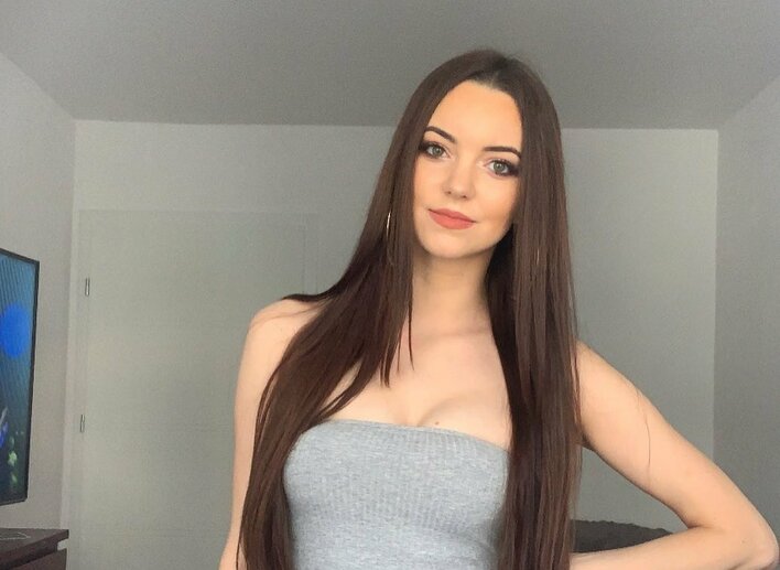 Angelika Żmijewska Topky – kariera i życie prywatne wokalistki disco polo! Wiek, partner, mąż