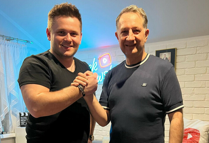 Arek Kopaczewski i Bogdan Borowski wspólnie zaśpiewali na żywo! Zobacz wywiad i pierwszy live z legendą disco polo!