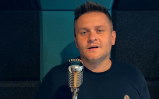 Arek Kopaczewski i Loki z nową wersją klasyka „Bo Tylko Ty” – znany przebój Setusa powraca