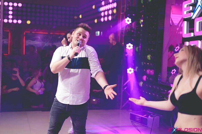 Arek Kopaczewski „ucałował” sukces. Sprawdźcie koniecznie!