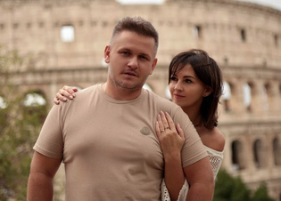 Arek Kopaczewski wściekły w sieci po publikacji zdjęcia z żoną. Artysta disco polo nie wytrzymał!