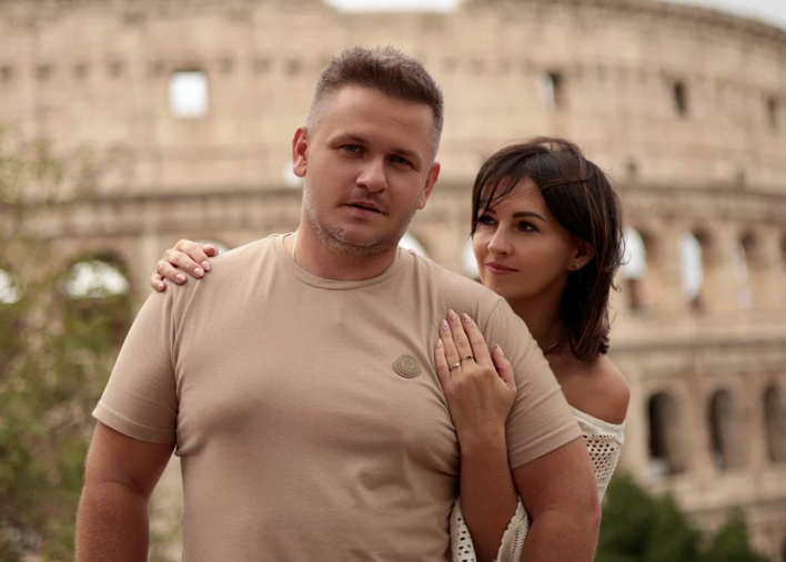 Arek Kopaczewski wściekły w sieci po publikacji zdjęcia z żoną. Artysta disco polo nie wytrzymał!