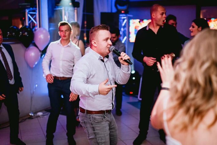 Pilne! Atak na wokalistę disco polo! Znany jest sprawca - artysta wydał oświadczenie! 