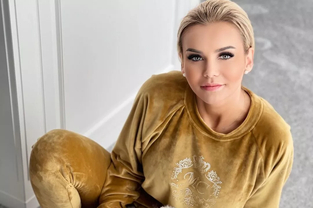 Artystka disco polo opuściła szpital! Gwiazda w dalszym ciągu walczy o swoje zdrowie! 