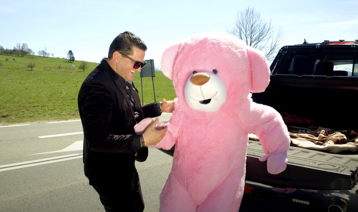 Piosenka dla dzieci nowym hitem disco polo?! Artysta zaskoczył wszystkich niespodzianką! 