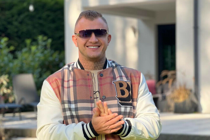 BARDZO ostra reakcja Dawida Narożnego Piękni i Młodzi! Gwiazdor disco polo odniósł się do Marcina Miller i Zenona Martyniuka!