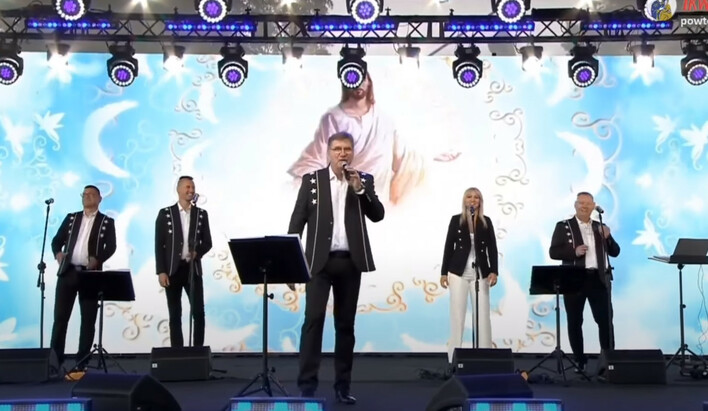 Bayer Full wykonał „Dzięki Jezu” na Jasnej Górze w trakcie XXXIV Pielgrzymki Rodziny Radia Maryja

