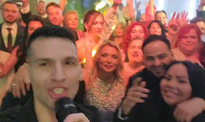 Bayera królem polskich wesel?! „Obiecuję Ci„ już podbija parkiety! | VIDEO
 