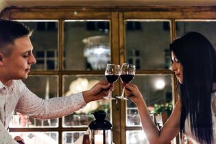 BezDwóchZdań - Kochaj | Video | PREMIERA