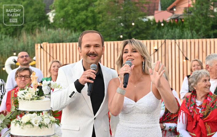 Biesiada weselna z Kajrą i Sławomirem! Zobaczcie ich występ na żywo w TVP! 