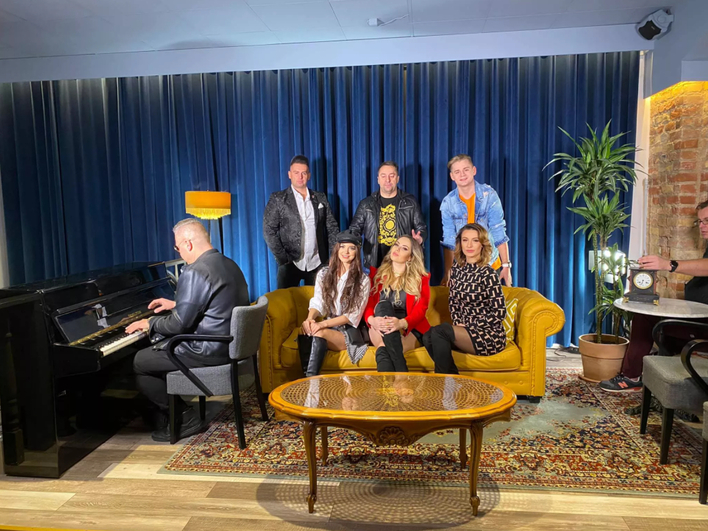 Boys & Top Girls & Jorrgus & Extazy & BajorekD - takie połączenie to strzał w dziesiątkę?