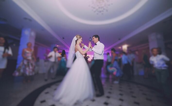 Branża disco polo świętuje! To już pewne - Powracają wesela! 