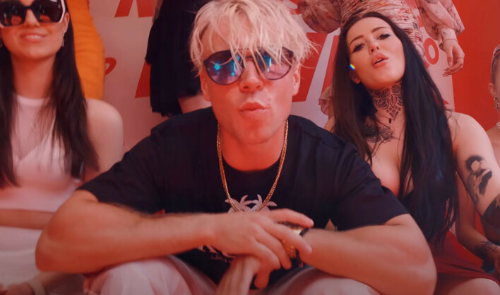 Cała branża muzyczna zazdrości Skolimowi? Ten rozbija bank i jest na szczycie!