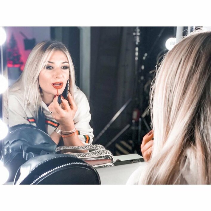 Popularna wokalistka zdobyła się na odważne wyznanie! Narodziny bliźniaków dodały jej skrzydeł! 