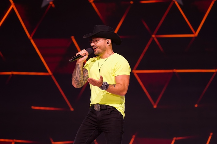 Chucho w finale DiscoStar! Z kim wystąpi? Odkrywamy szczegóły wielkiego wieczoru | VIDEO

